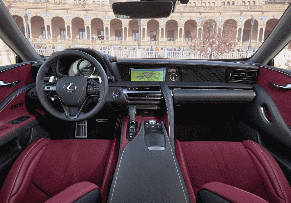 Lexus LC 500h: um coupé híbrido de luxo