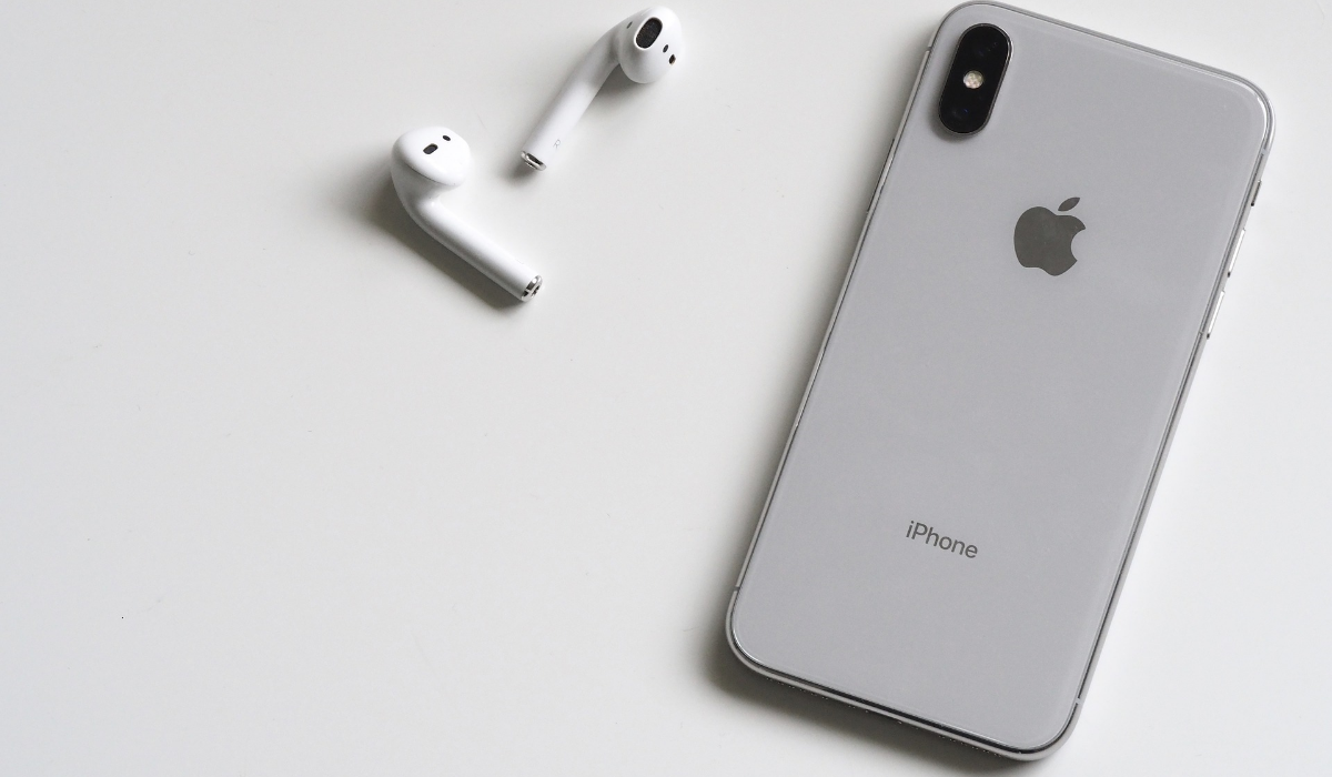 Apple prepara modelo mais barato que o iPhone X