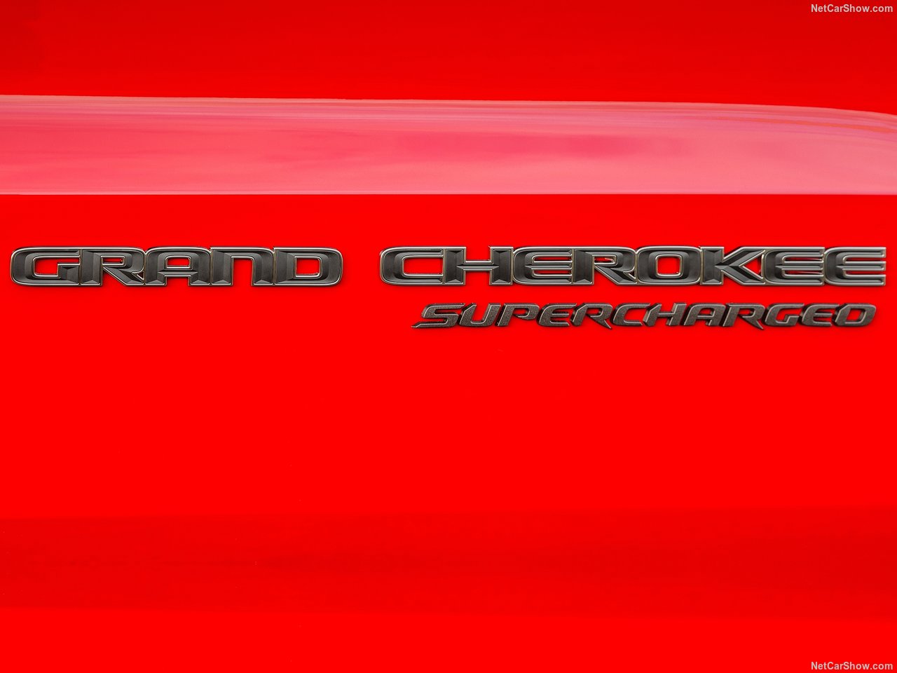 Jeep Grand Cherokee Trackhawk leva Cristiano Ronaldo dos 0 aos 100 km/h em 3,5 segundos