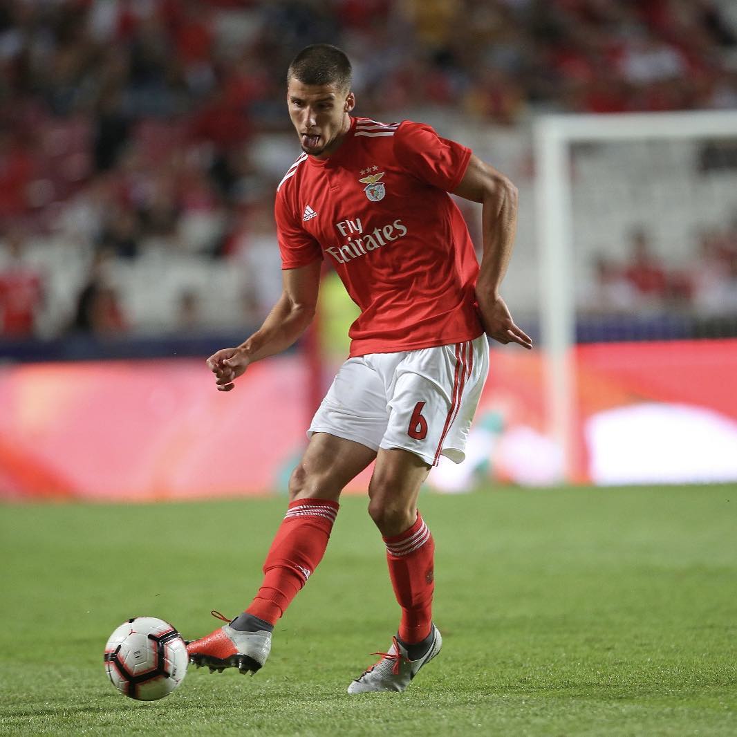 Eusébio e mais 10 no melhor onze de sempre da formação do Benfica