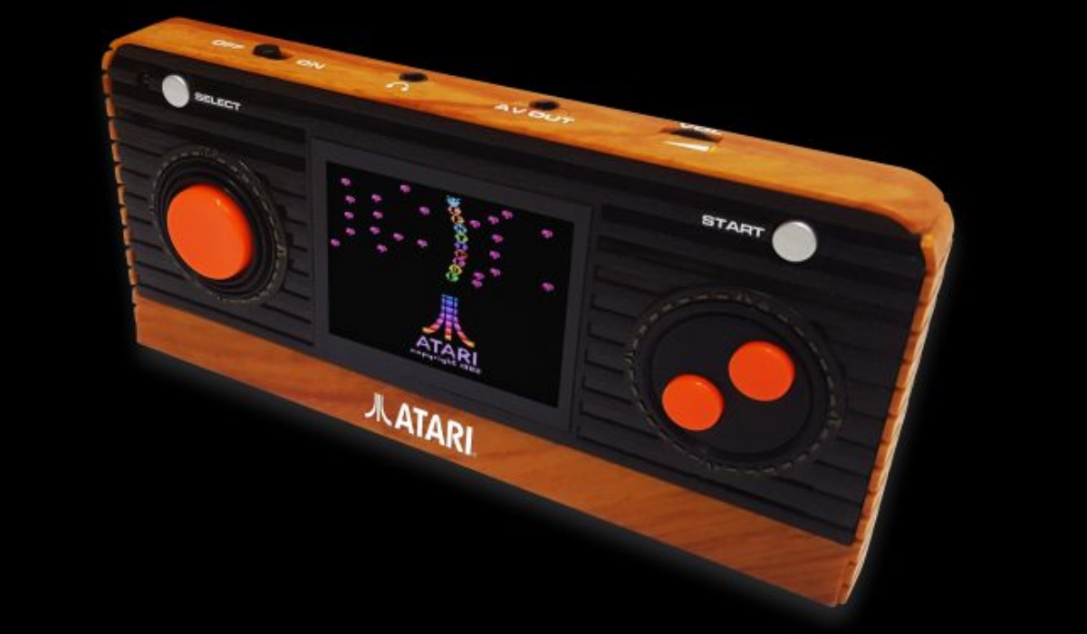 A nostalgia de uma Atari na palma da mão