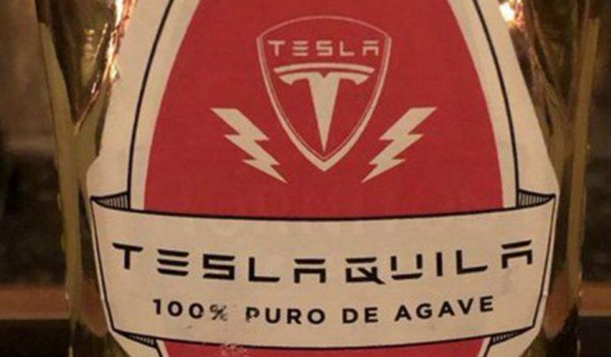 Tesla lança marca de tequilla