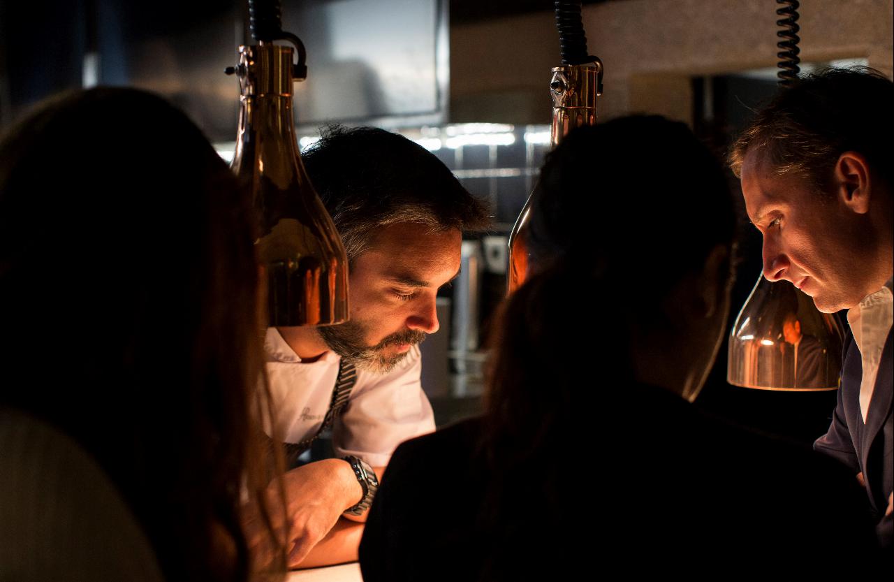 Alma é o primeiro restaurante português a ganhar duas Estrelas Michelin em apenas três anos