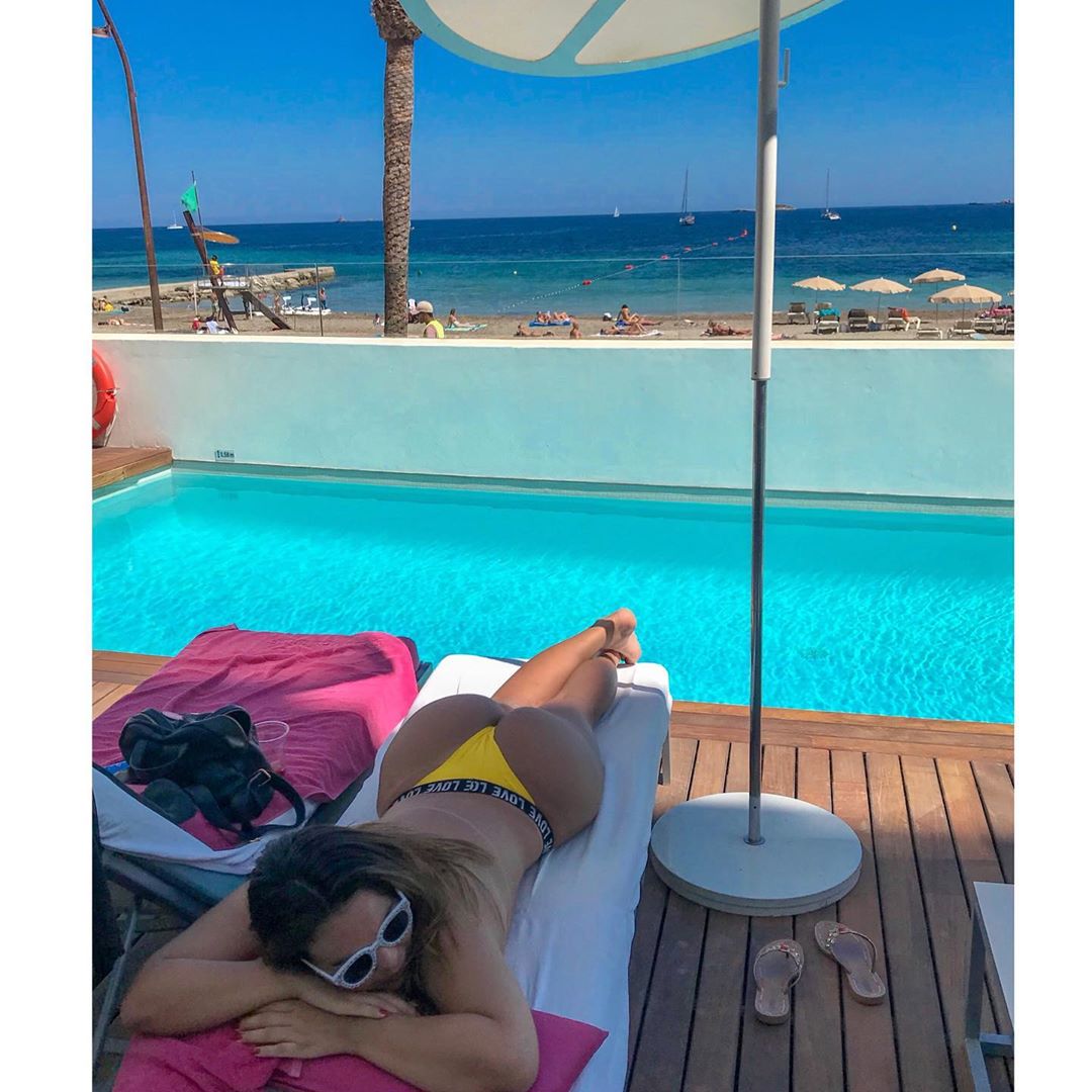 Geisy Arruda e o inédito topless em Ibiza depois da confusão em Portugal
