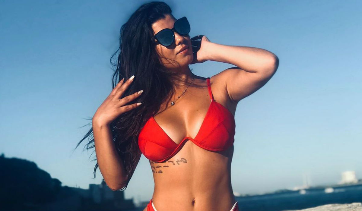 Sofia Sousa, das fotos roubadas aos elogios em massa por causa de uma ida à praia