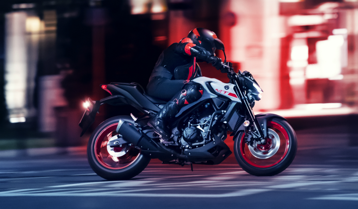 Yamaha apresenta a nova MT-03 com imagem mais agressiva