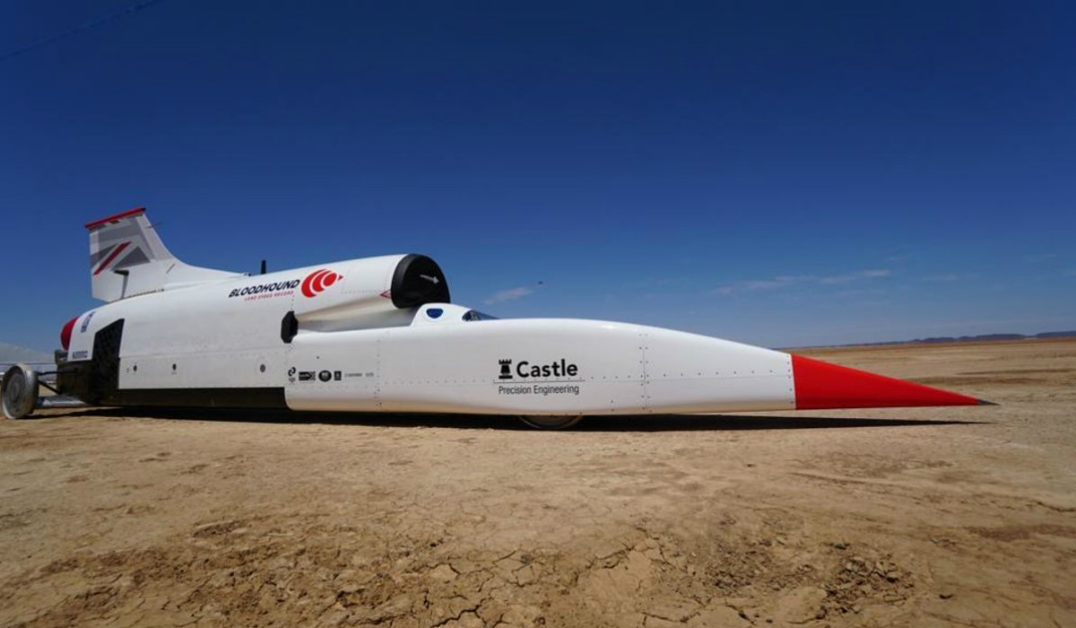 Bloodhound LSR inicia testes para bater recorde de velocidade de 1228 km/h