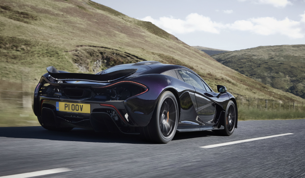 McLaren confirma supercarro híbrido plug-in mais veloz do que o P1