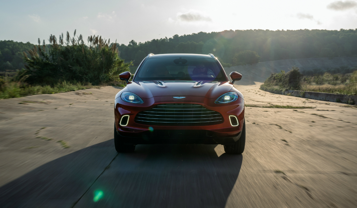 Aston Martin tem plano de vendas ambicioso para o novo DBX