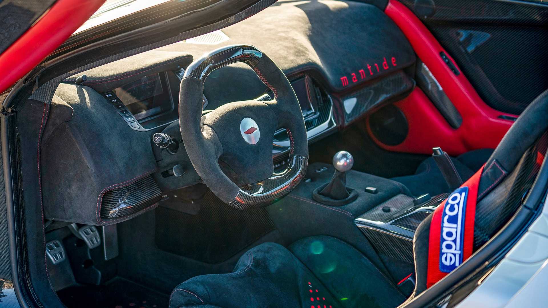 Este Bertone Mantide com motor de Corvette é único e vai a leilão