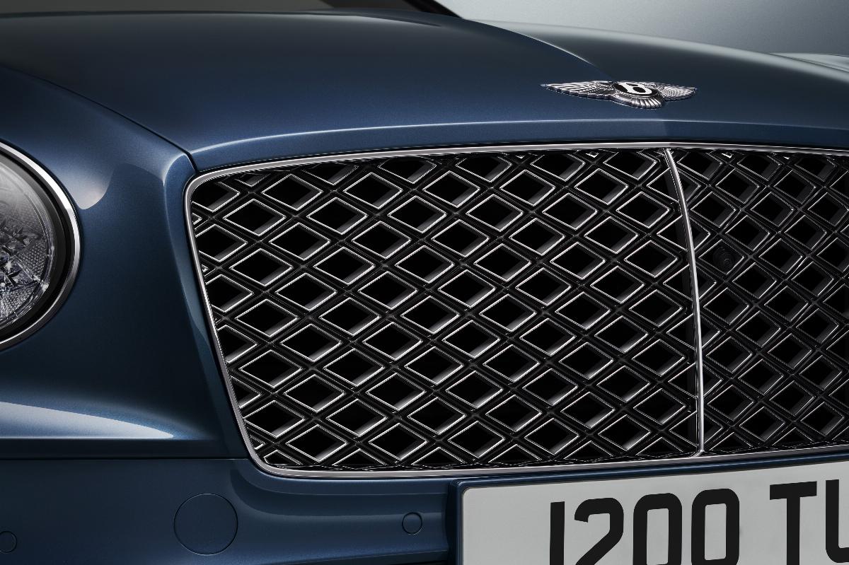 Bentley Continental GT Mulliner ganha versão descapotável