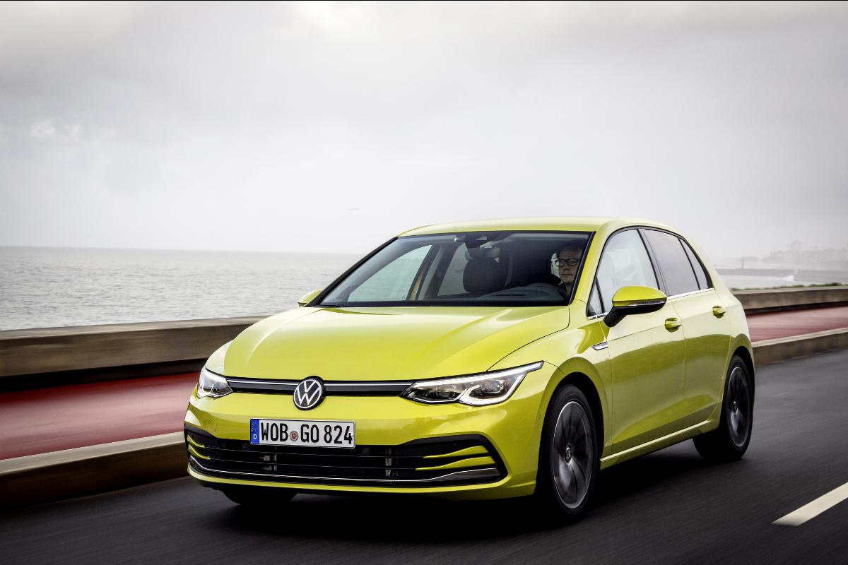 Novo Volkswagen Golf chega a Portugal por menos de 25 mil euros