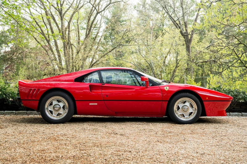 Ferrari 288 GTO, o raro superdesportivo que custa milhões