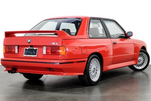 BMW M3 de Paul Walker à venda por mais de 130 mil euros