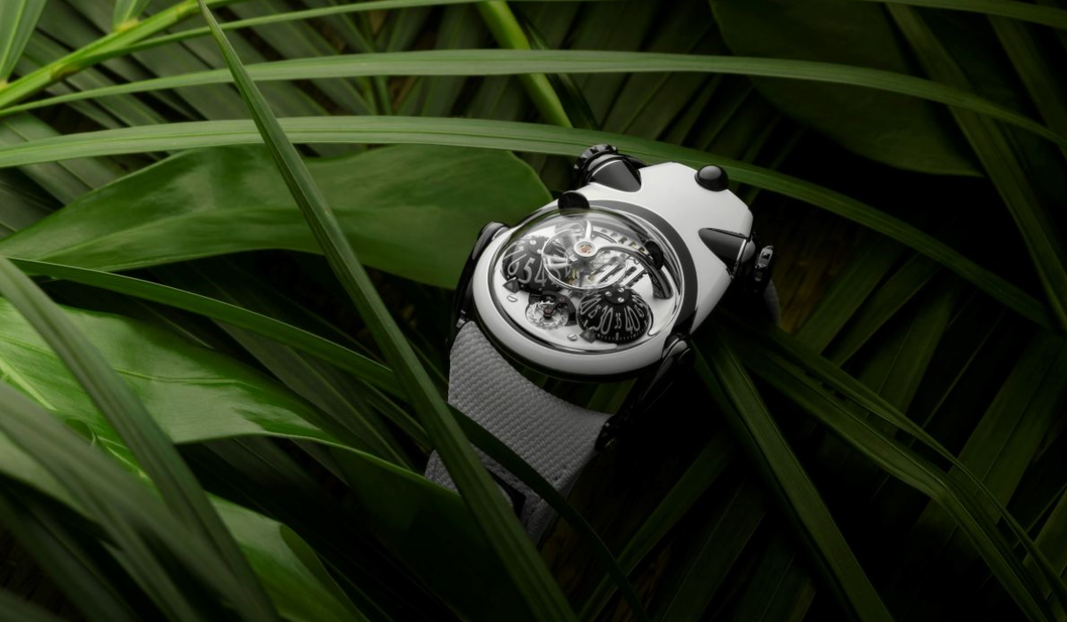 MB&F cria por uma boa causa relógio único em forma de panda