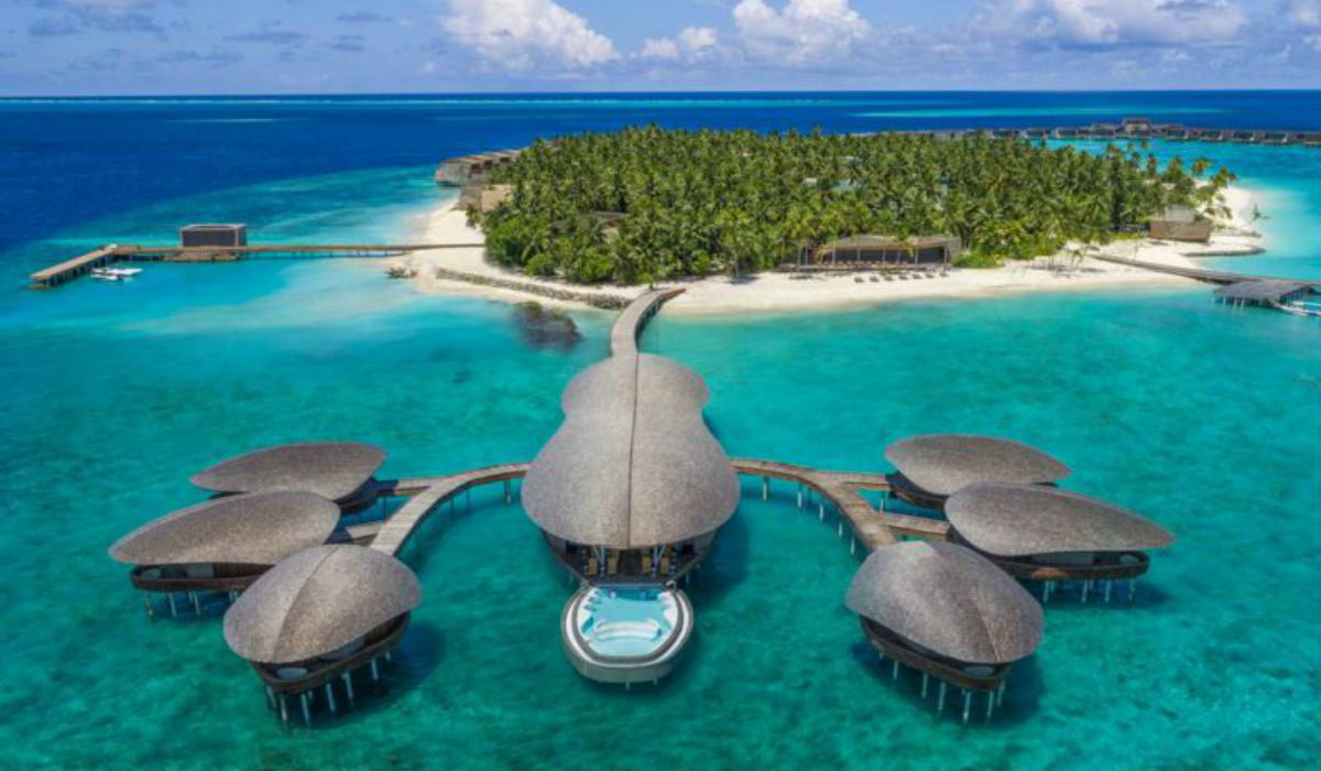 St Regis Maldives Vommuli, o alojamento incrível que parece uma lagosta